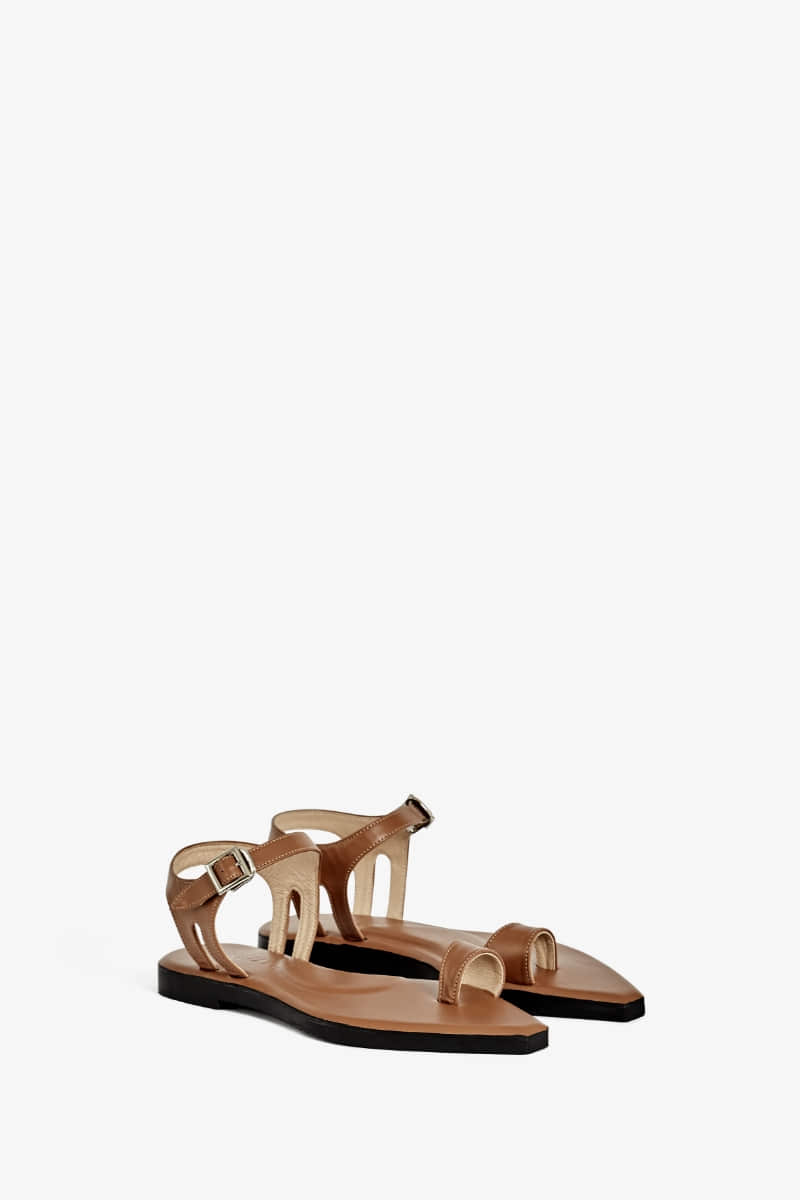 20mm Arrow Point-toe Ring Sandal (Brown)