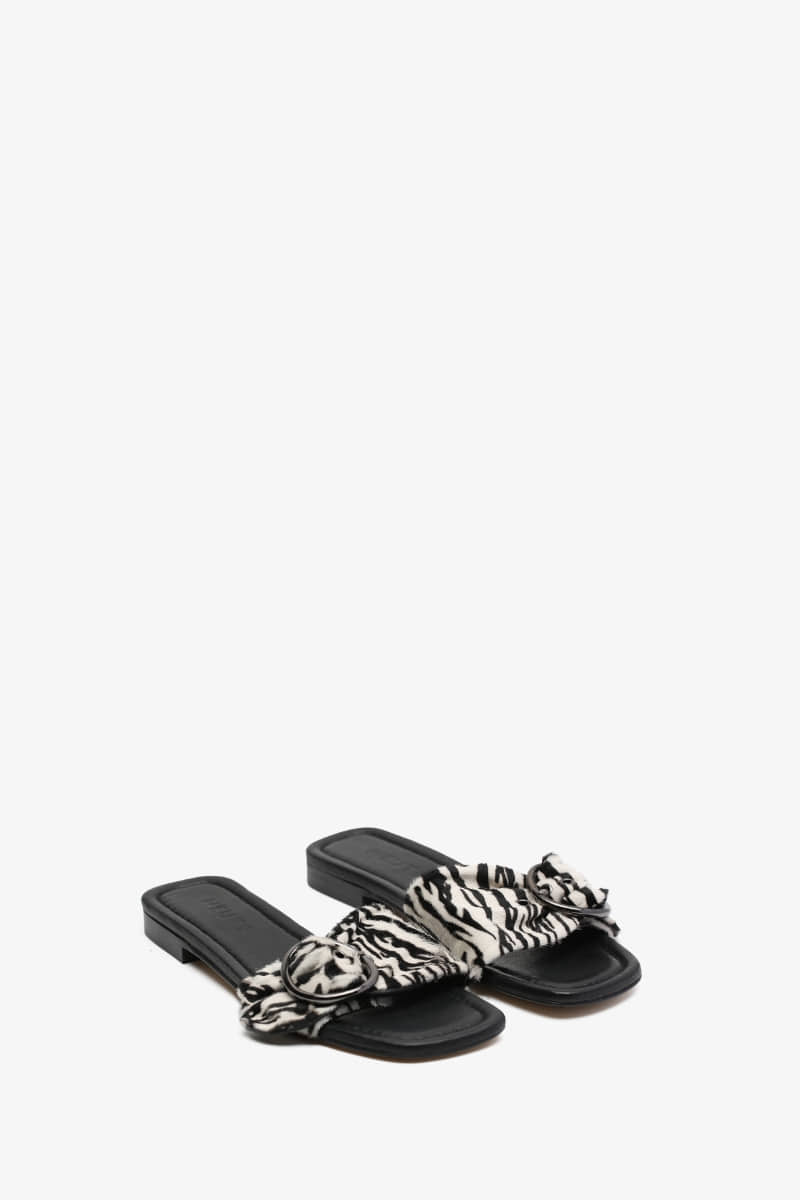 15mm Matisse Shirring Sandal (Zebra)