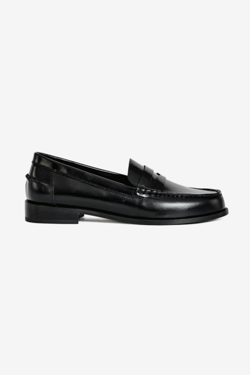 X Sojeanne Classic Penny Loafer (Leather &amp; Suede)